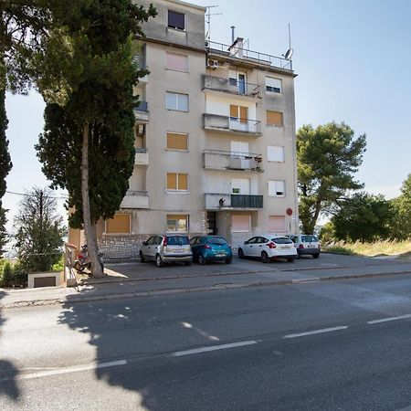Top Floor Sunset Apartment プーラ エクステリア 写真