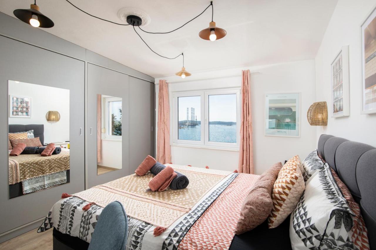 Top Floor Sunset Apartment プーラ エクステリア 写真