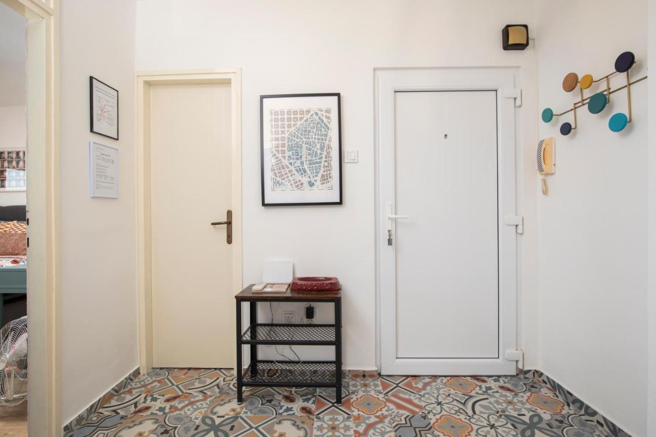 Top Floor Sunset Apartment プーラ エクステリア 写真